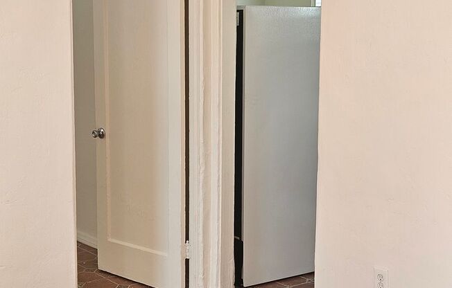 Cute 1BR in Golden Hill with $595.00 MOVE_IN SPECIAL