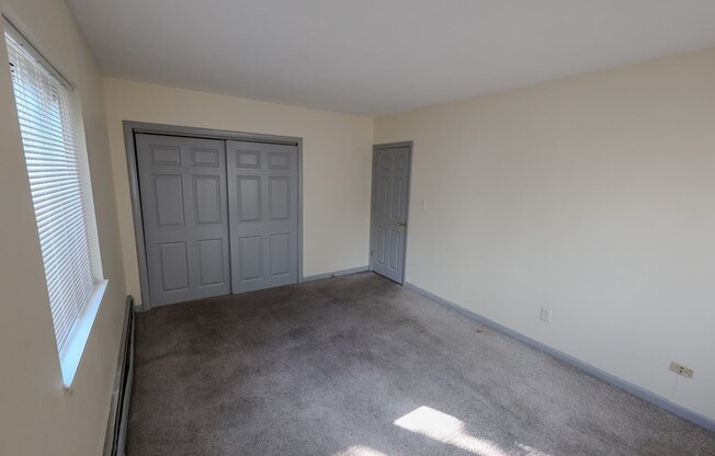 2 beds, 1 bath, 950 sqft, $2,550, Unit 16