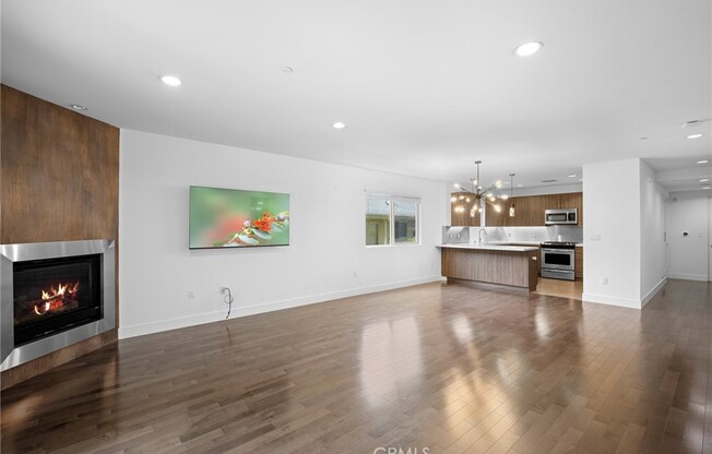 11023 Fruitland Dr Apt 104