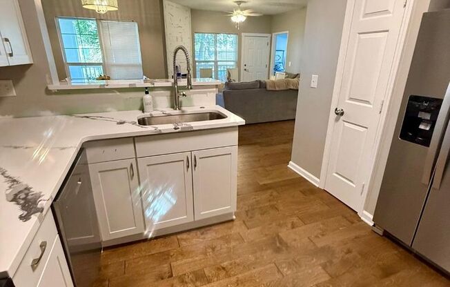 3 beds, 2 baths, 1,394 sqft, $2,850, Unit Daniel Ellis