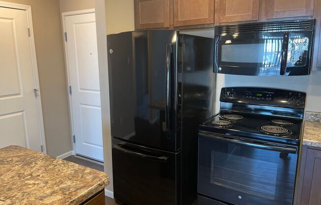 1 bed, 1 bath, 663 sqft, $995, Unit 2360-310