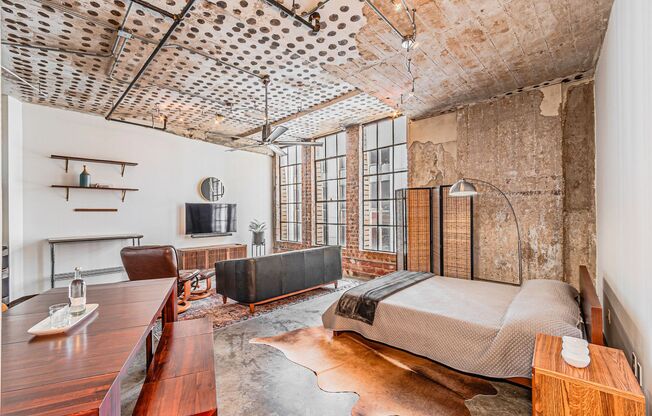 Studio, 1 bath, $1,799, Unit APT 914