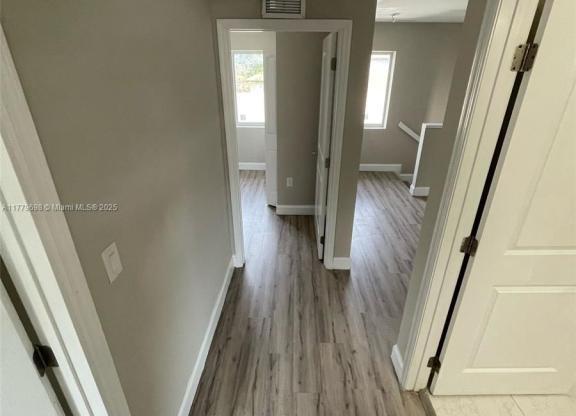 815 NW 3 AVE