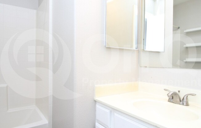 3 beds, 2 baths, 1,261 sqft, $1,775, Unit 1026