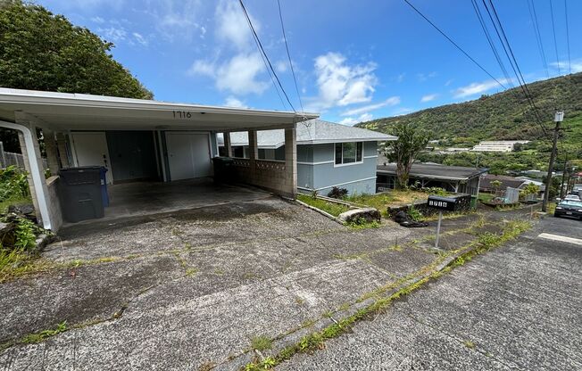 1716 Kuikele St