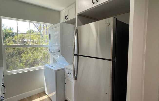 1 bed, 1 bath, $2,995, Unit 1906