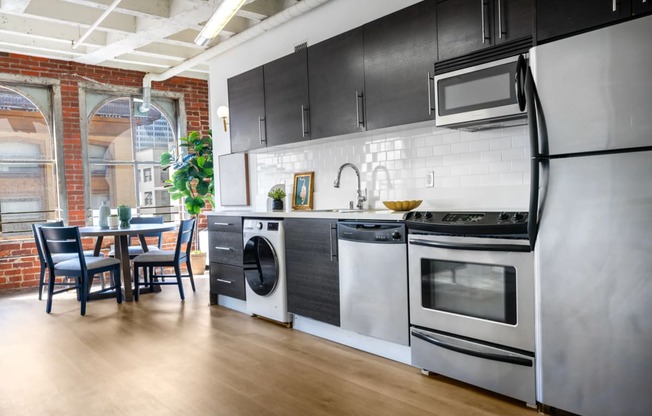 Jaide Lofts
