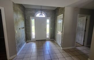 3 beds, 2 baths, $1,795