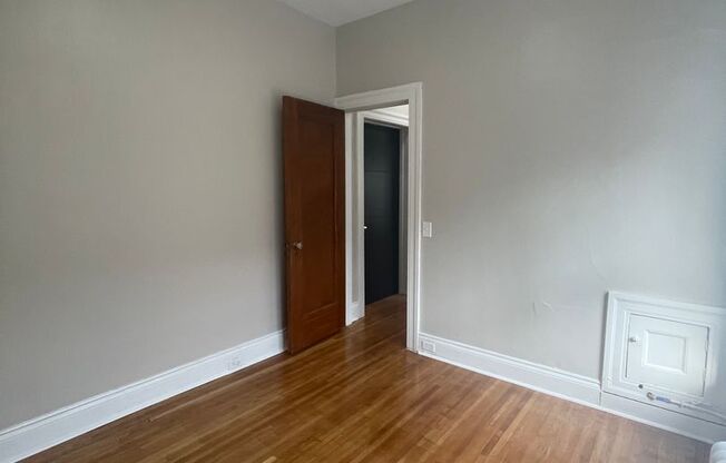 1 bed, 1 bath, 350 sqft, $1,299, Unit 321