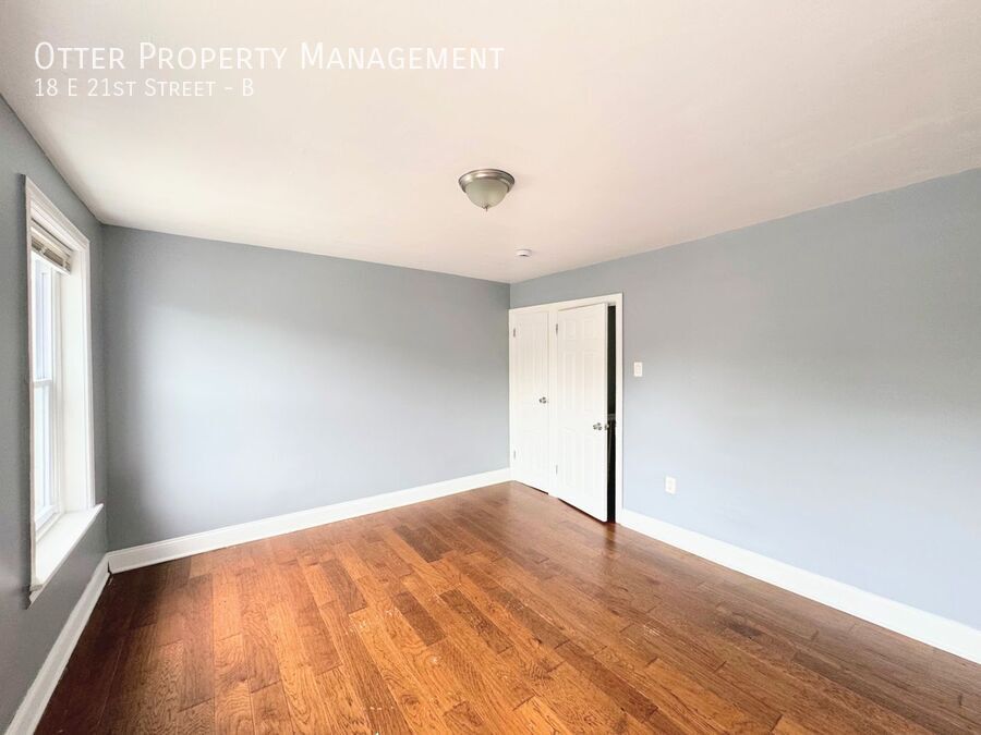 18 E 21 ST