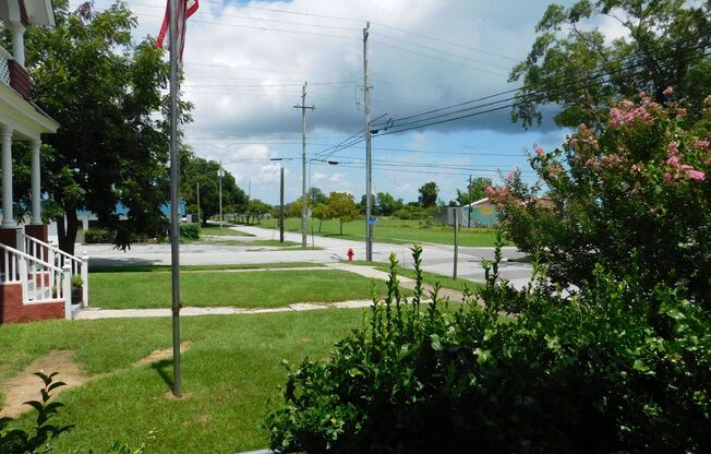 304 Avenue A - 2 Story Home in the Riverside Historic District of New Bern!