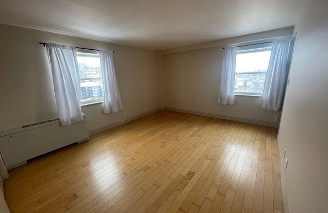 2 beds, 2 baths, 962 sqft, $3,900, Unit 1012