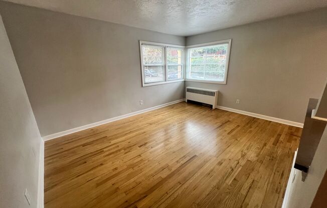 1 bed, 1 bath, 609 sqft, $1,450, Unit 230