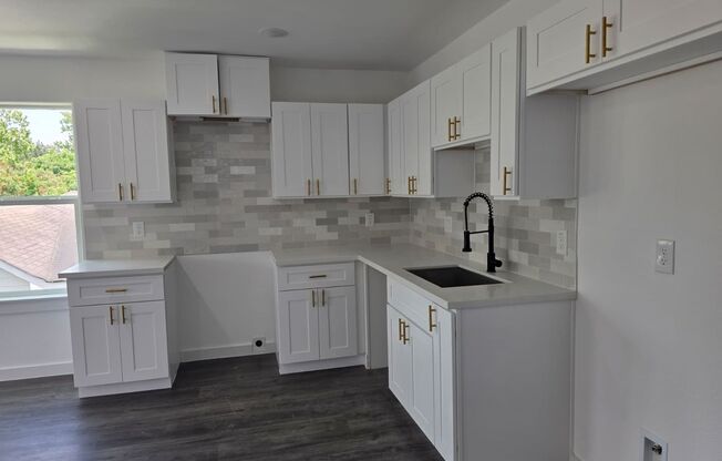 ✨ Stunning Duplex with Garage & Modern Finishes ✨