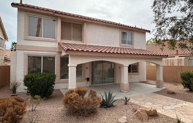 Large 5 Bedroom in Sought-After Summerlin!