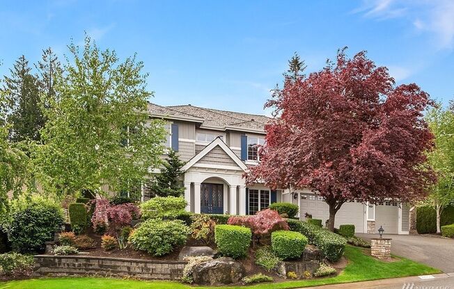 Beautiful Stand Alone Home in Issaquah Highlands - 6 Month Lease!