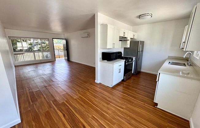 275 N. Oakland