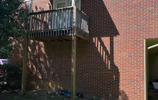 5976-5980 Sherwood Place