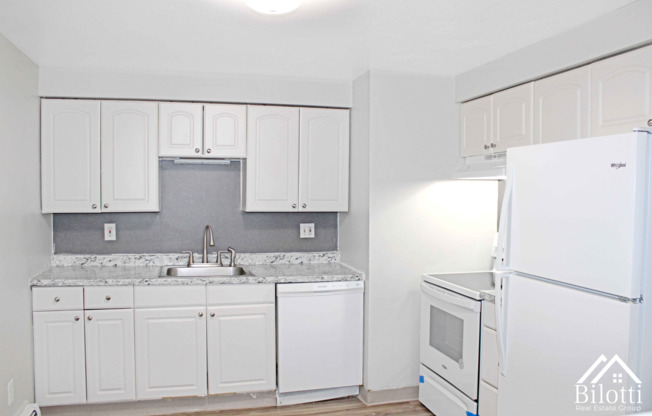 3 beds, 2 baths, 1,104 sqft, $1,925, Unit 262-11