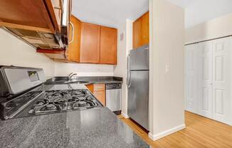 1 bed, 1 bath, $3,995, Unit 6A