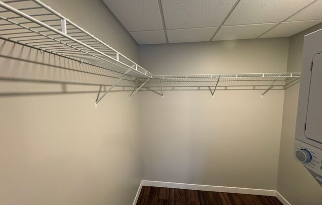 1 bed, 1 bath, 750 sqft, $1,700, Unit 505