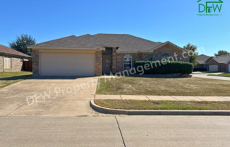 Spacious 3-Bedroom Corner Lot Home with Large Backyard in Arlington, TX