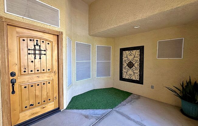 SINGLE STORY 3 BEDROOM IN NORTHWEST CENTENNIAL
