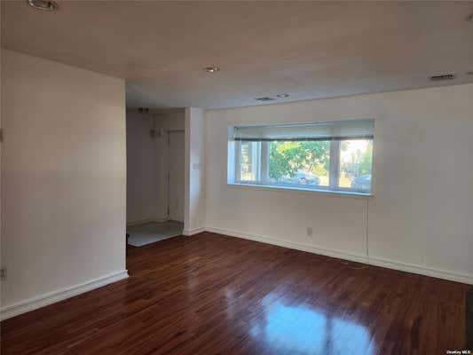 3 beds, 3 baths, $4,500, Unit WH