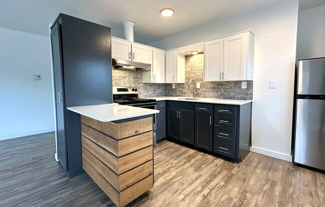 J3 Apartments