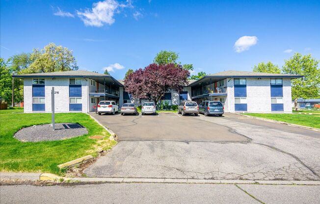 2 beds, 1 bath, 760 sqft, $1,095, Unit 30