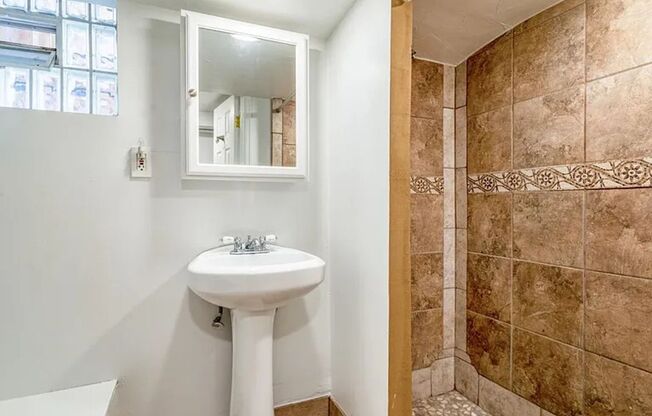 Modern Living in the Heart of LoHi with Mother-In-Law suite