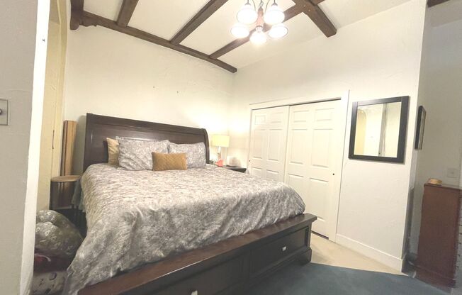 2 beds, 1 bath, $2,145, Unit 101