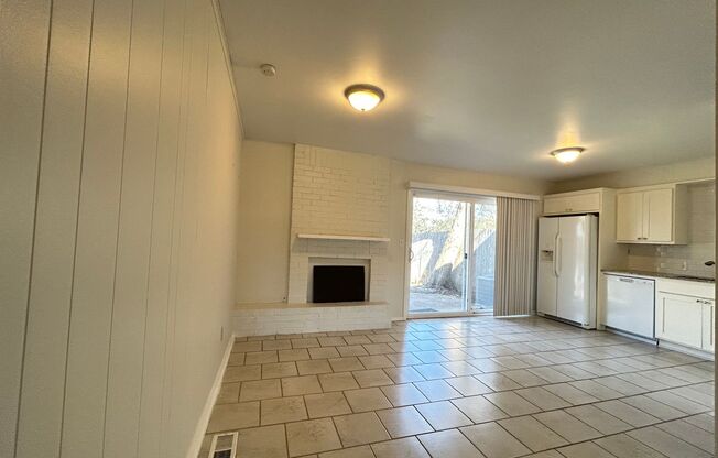 For Lease | Midtown Tulsa - Duplex | Available Now!