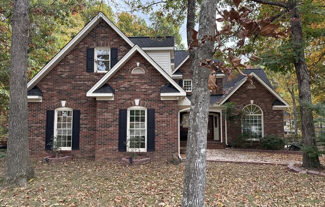 Spacious Home in the Matthews Area!