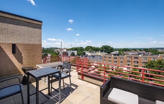 1 bed, 1 bath, 683 sqft, $2,900, Unit 402