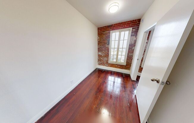 1 bed, 1 bath, 575 sqft, $1,595, Unit 501