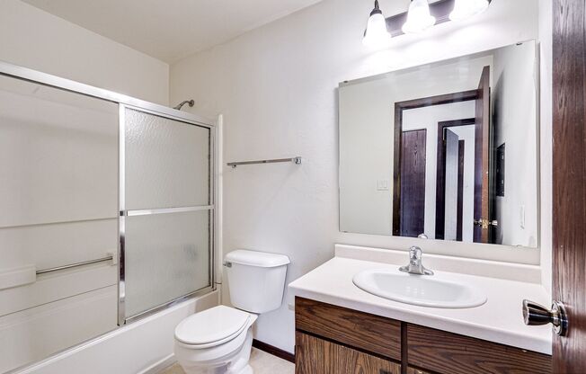 2 beds, 1 bath, 768 sqft, $1,199, Unit 2315-06