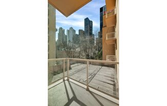 1 bed, 1 bath, 810 sqft, $5,200, Unit 3F