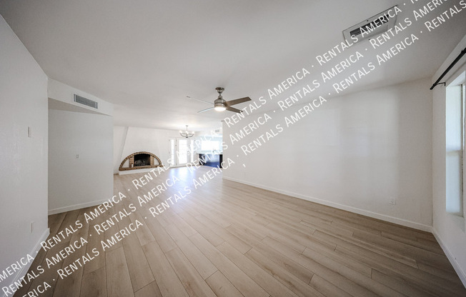 2931 W VILLA MARIA DR