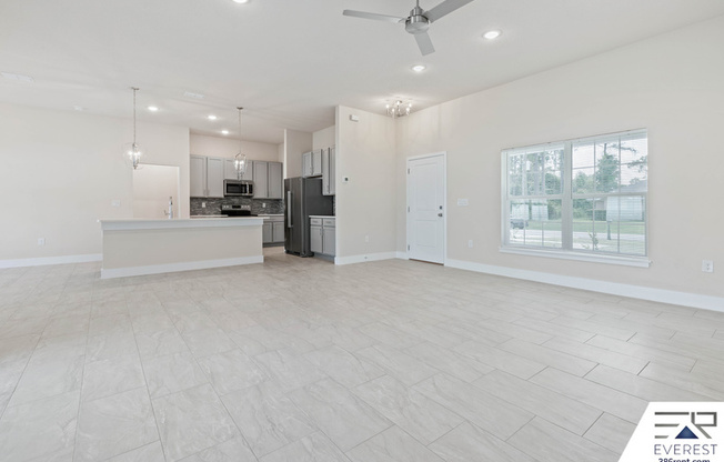 58 BRUCE LN