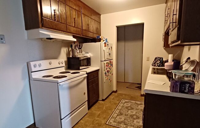 1 bed, 1 bath, 640 sqft, $891, Unit 305