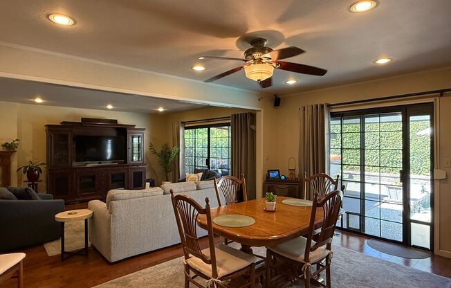 Spacious 4-Bedroom Home, Cupertino Schools, Gated Pool, Solar - Dog Friendly