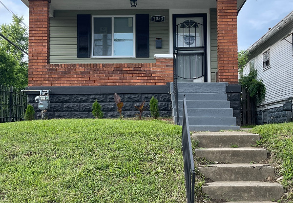 2023 STANDARD AVE