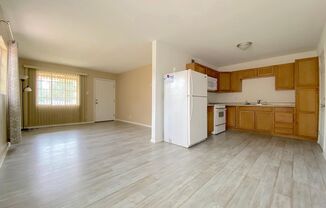 3 beds, 1 bath, $1,300