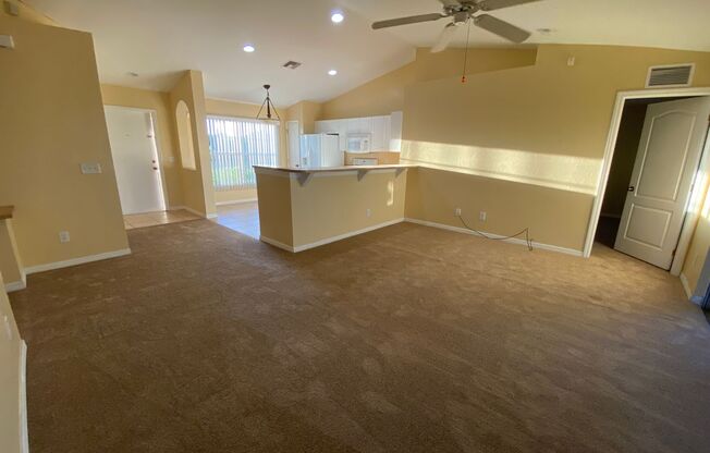 $500 off first month Move In Specials for this  Charming  3-Bedroom 2 bath  Home with Spacious Lanai !!