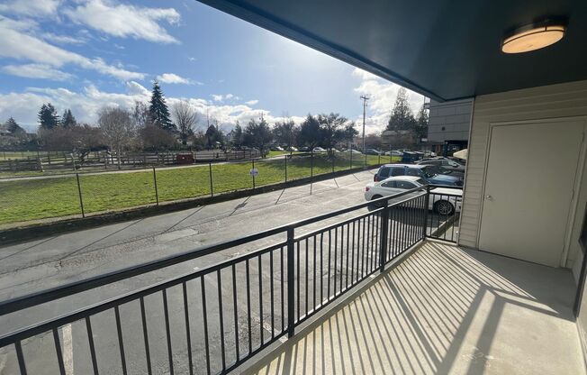 2 beds, 2 baths, 1,060 sqft, $2,695, Unit 3520 - 206