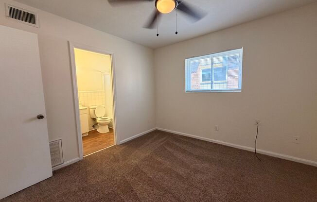 1 bed, 1 bath, 558 sqft, $825, Unit 2001-2