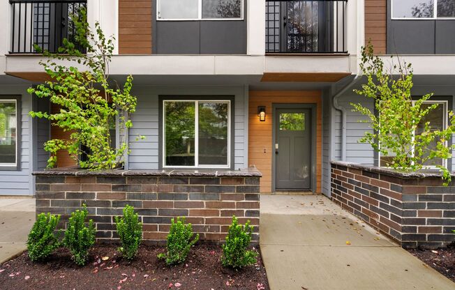 2 beds, 2.5 baths, 1,146 sqft, $2,995, Unit 7828-102