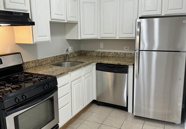 8424 W 87 ST