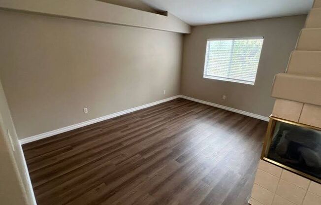 3 beds, 2 baths, $2,350